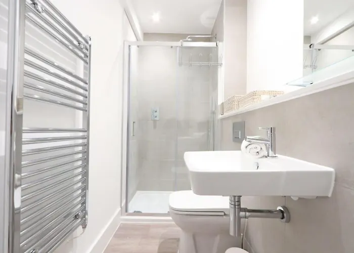 Apartment Alliance House 203 *